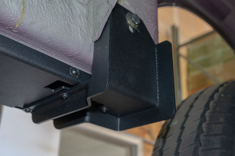 Van Compass Rocker Guards, Sprinter 2500/3500 4X4 (2015-2022 170\" Wheelbase Only without Lift Kit)