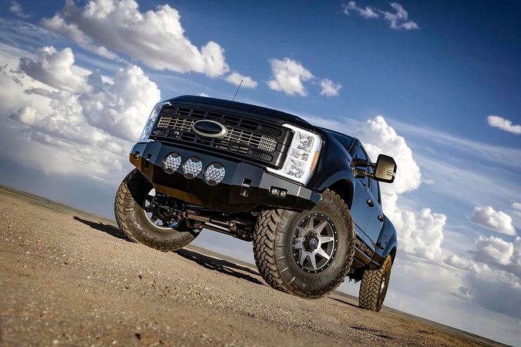 ICON 2023-2025 Ford F-250/F-350 Super Duty 4WD, 4.5” Lift, Front Box Kit