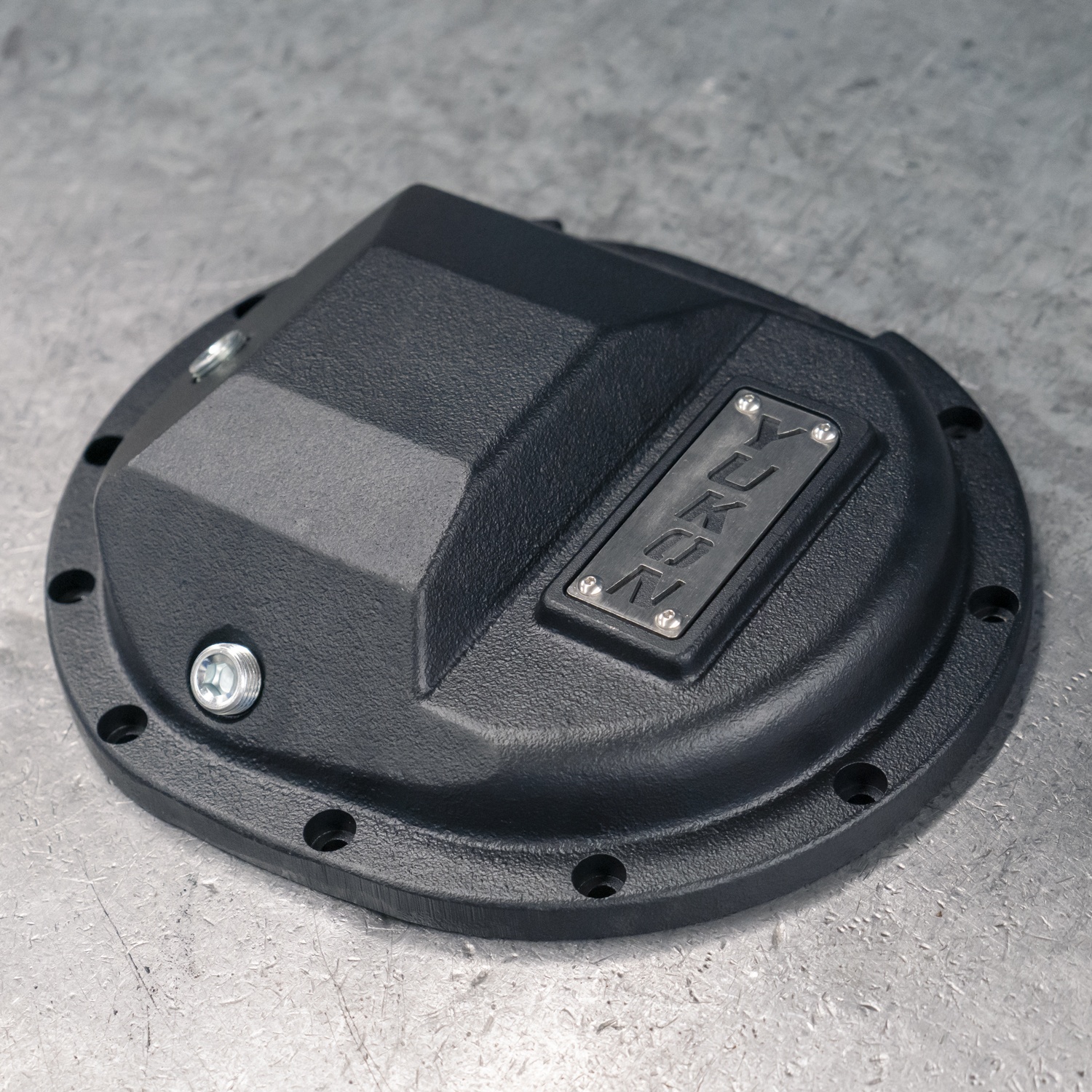 Yukon Hardcore Differential Cover for GM 9.5" & 9.76" Rear Differentials 