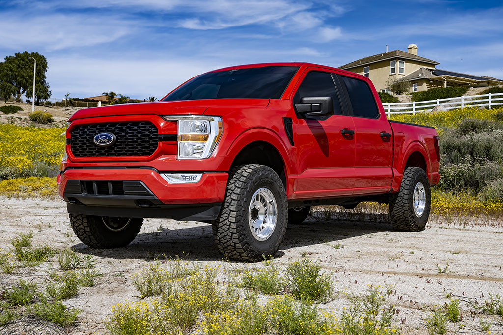 ICON 2021-2024 Ford F-150 4WD, 2.75-3.5" Lift, Front, V.S. 2.5 Series Coilovers, Remote Reservoir w/ CDCV, Pair