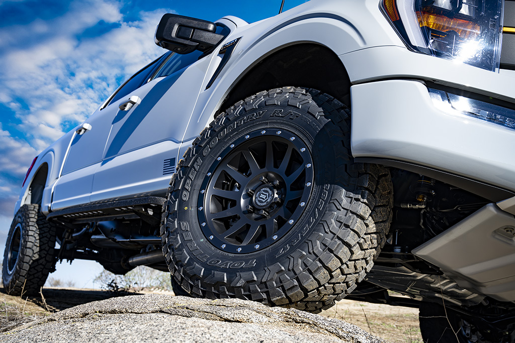 ICON 2021-2024 Ford F-150 Tremor, 2.5-3" Lift, Stage 4 Suspension System, Billet, CDCV, w/ Leaf Packs