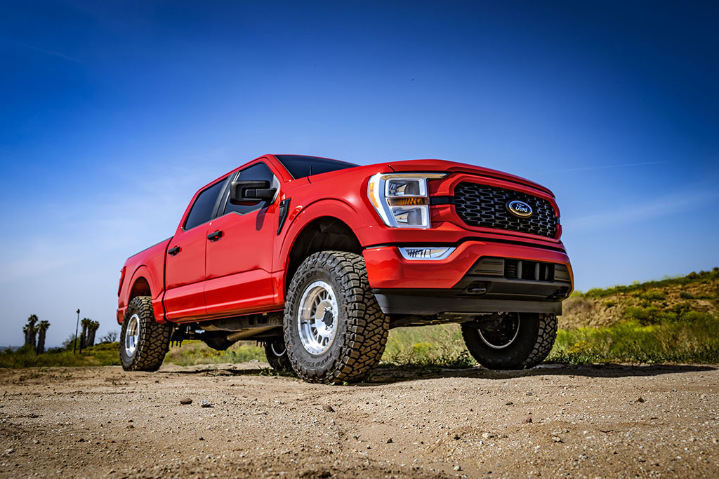 ICON 2021-2023 Ford F-150 4WD, 3.5-4.5" Lift, Stage 3 Suspension System, Billet UCA w/ Leaf Packs