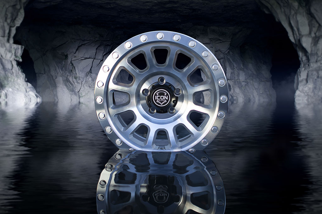 ICON Alloys Hulse, Silver Machined, 17 x 8.5 / 6 x 5.5, 0mm Offset, 4.75" BS