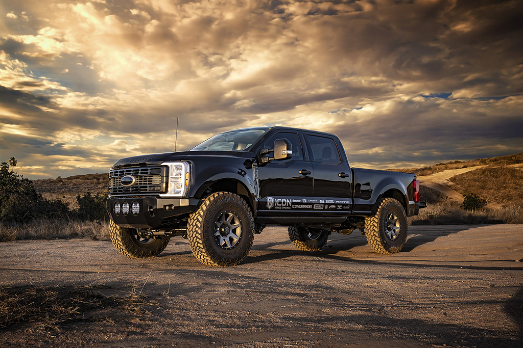 ICON 2023-2024 Ford F-250/F-350 Super Duty 4WD Gas, 4.5" Lift, Stage 3 Suspension System w/ Radius Arms & Expansion Packs
