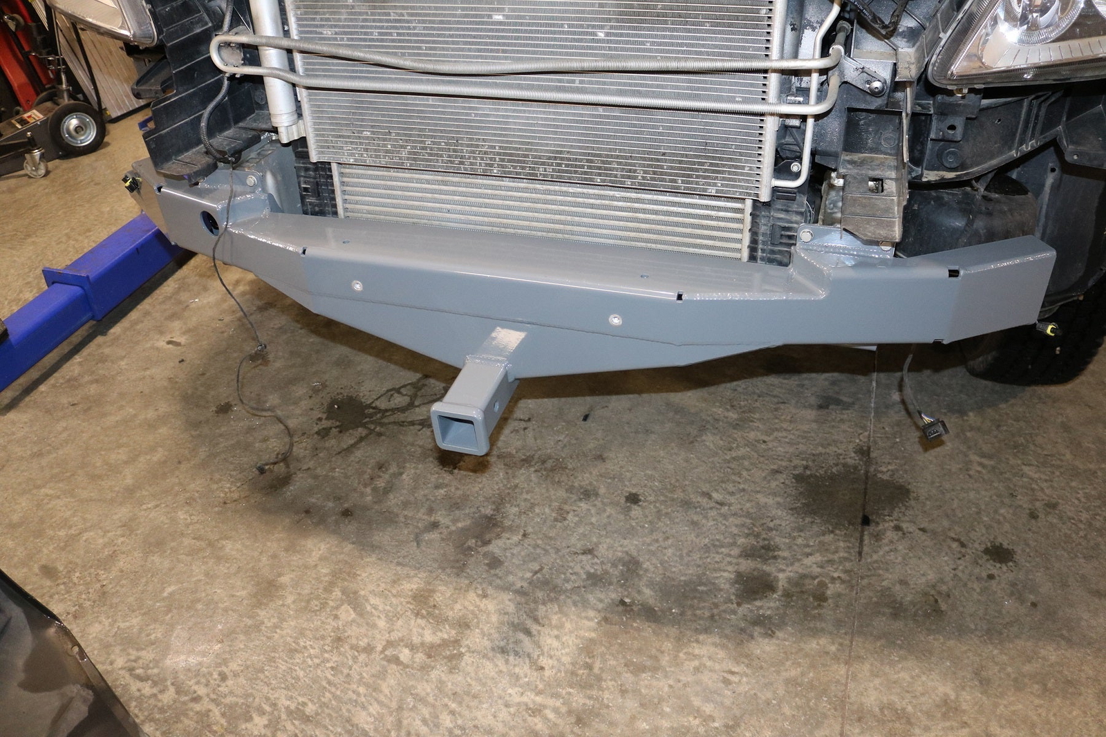 Van Compass Front Hitch Mount, Sprinter (2019-Up)