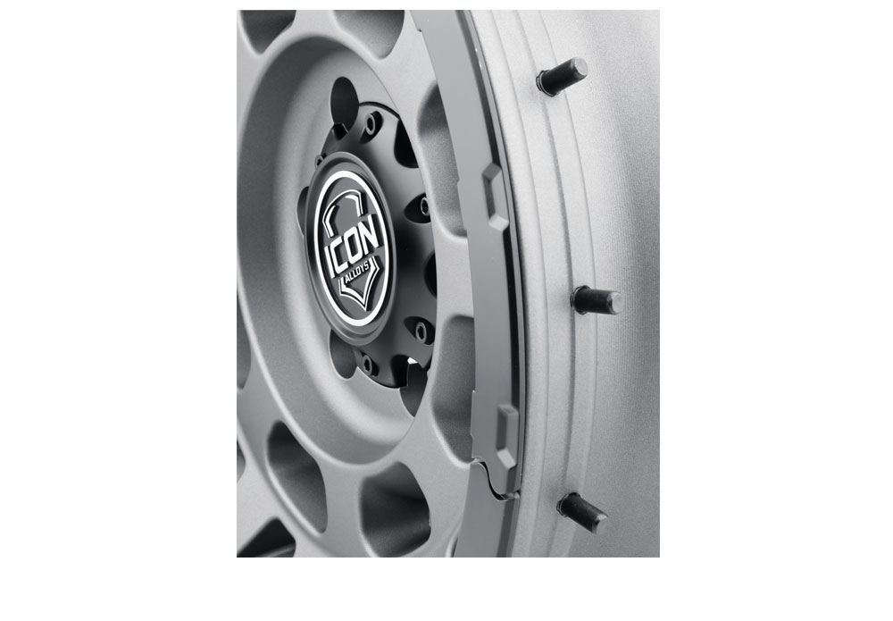 ICON Alloys Hammer Pro, Charcoal, 17 x 8.5 / 6 x 5.5, 25mm Offset, 5.75" BS